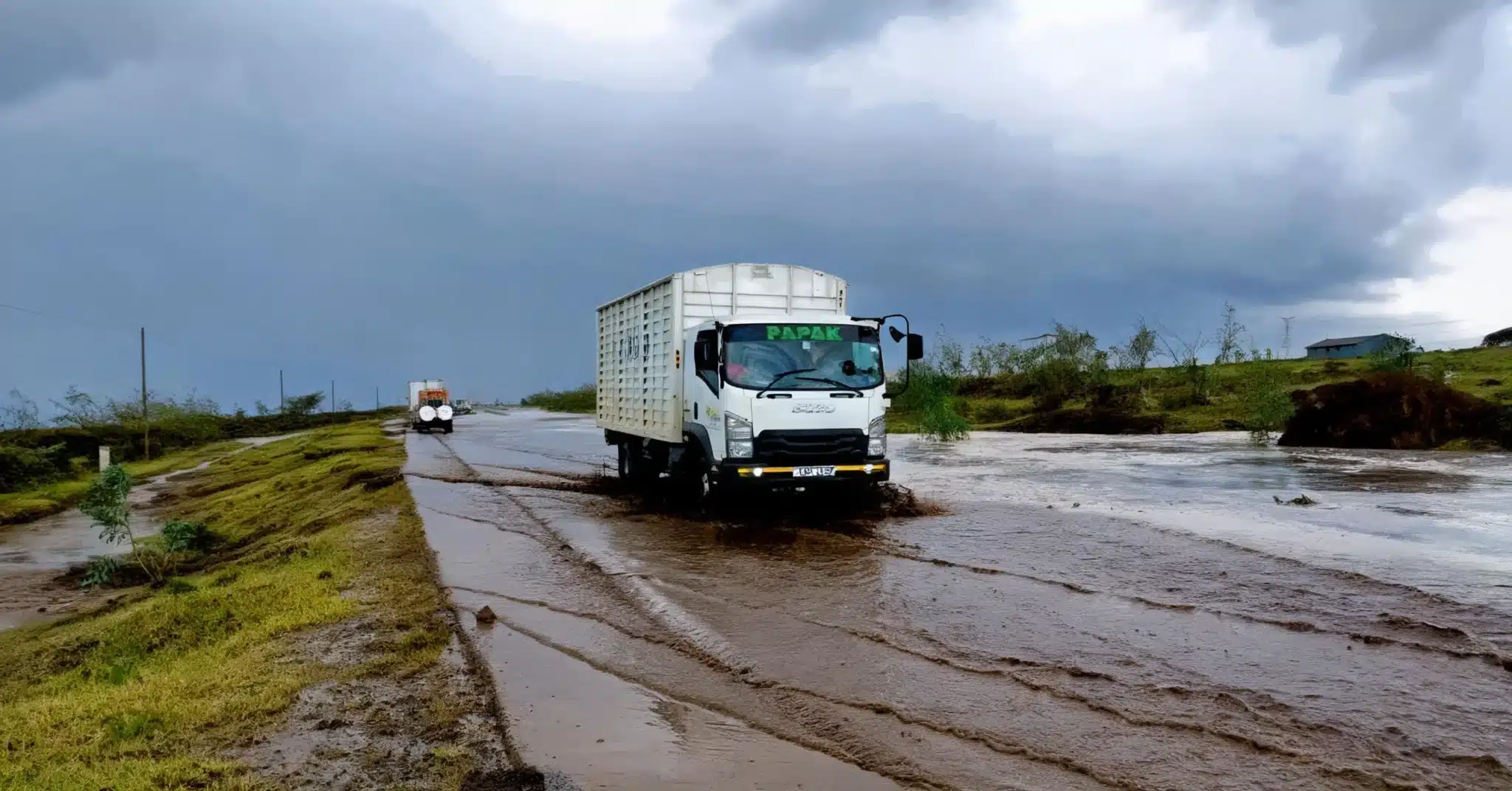 Flooded waters along Mai Mahiu Suswa and Narok (B7) Road