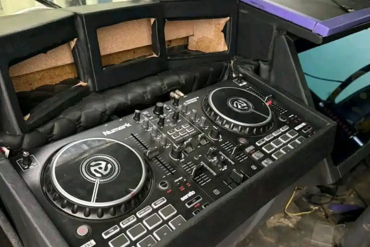 Mood Matatu