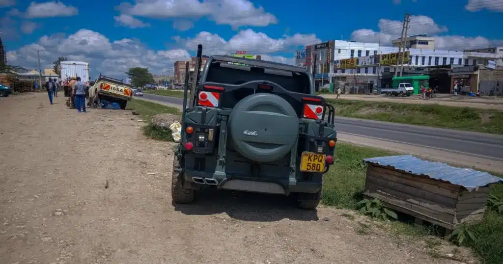 Custom 1990 Land Rover Defender