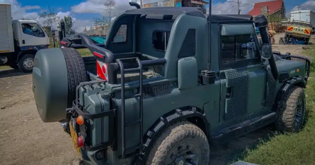 Land Rover Defender 90