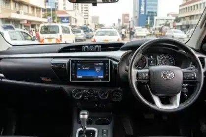 Tanaka airbag replacement by CFAO : 2017 Toyota Hilux Kenya