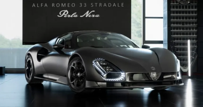 Alfa Romeo 33 Strandale Perla Nera
