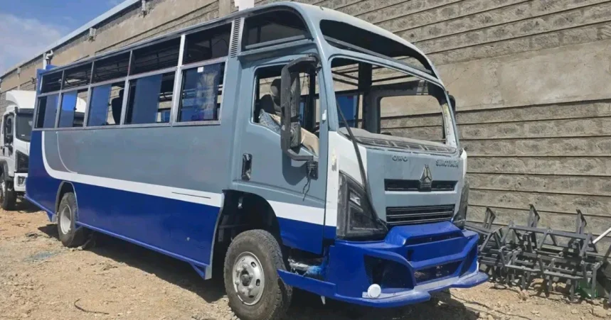 SinoTruck Howo H2 4500 Matatu