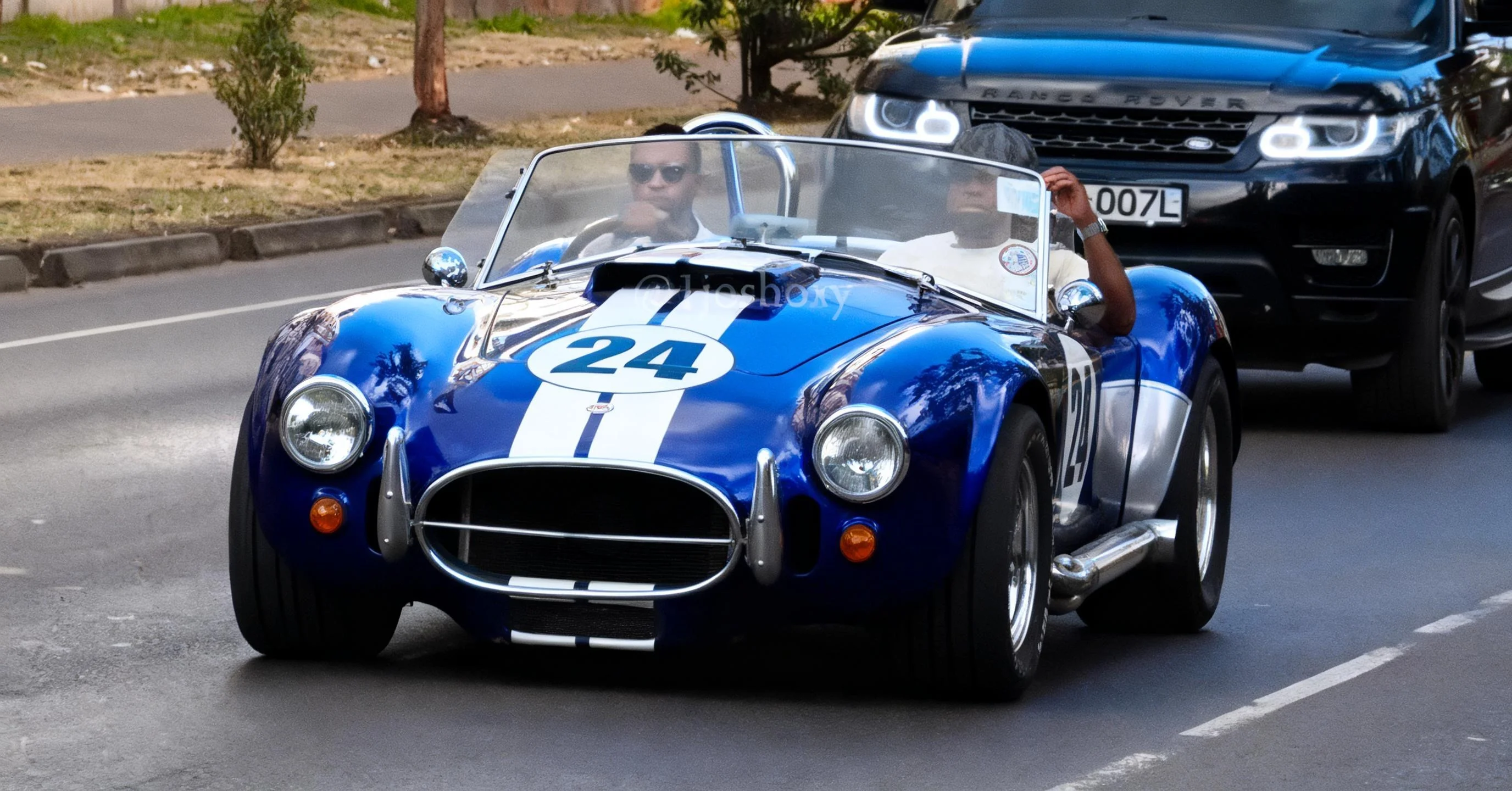 1965 Shelby Cobra 427 in Kenya